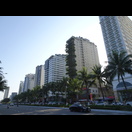 Die Reihe der 4-Sterne-Hotels an der Uferstraße